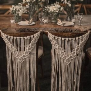 Dos de chaises en macramé